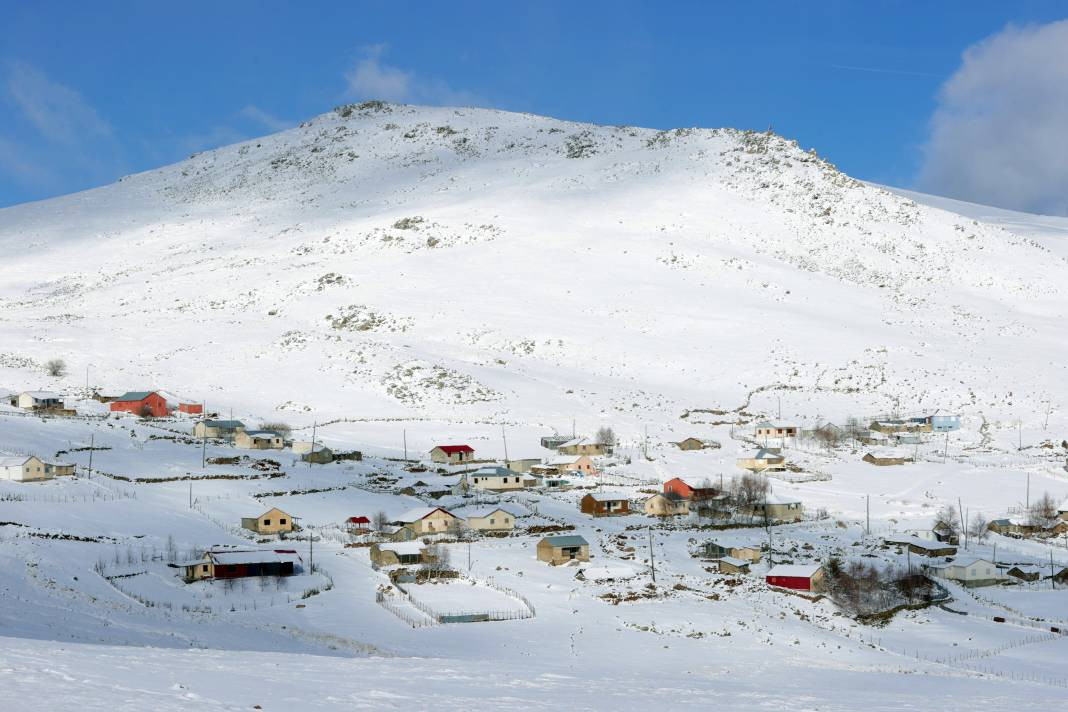 Trabzon'un yüksek kesimleri beyaz örtüyle kaplandı - Resim: 14